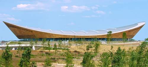 London 2012 Olympic Velodrome - designed by Hopkins Architects