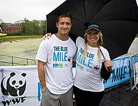 Jo and Ty Wood supporting the Blue Mile event - © Greg Armfield / WWF-UK Jo and Ty Wood supporting the Blue Mile event
