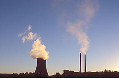 Delta Power Station, fueled by coal. Wallerawang, New South Wales, Australia Adam Oswell/WWF-Canon