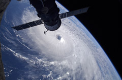 A hurricane photographed in orbit above the Earth from the International Space Station © ESA / T. Reiter A hurricane photographed in orbit above the Earth from the International Space Station