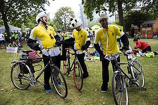 Team Panda RideLondon laughing - Copyright Tristan Fewings Team Panda RideLondon laughing