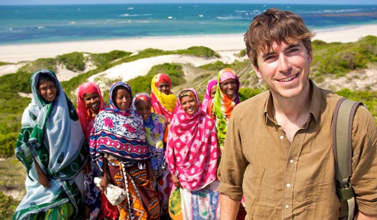 Simon Reeve with locals on the island of Kiwayu, northern Kenya. © ANDREW CARTER Simon Reeve with locals on the island of Kiwayu, northern Kenya. © ANDREW CARTER