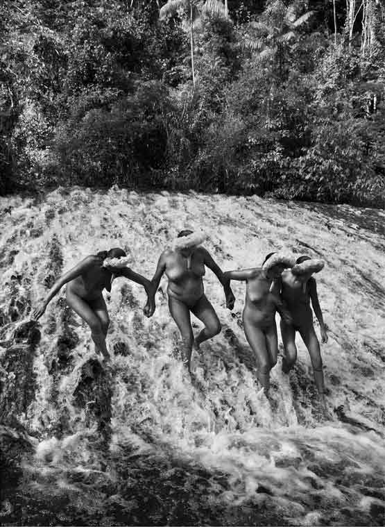 © Sebastiao Salgado/Amazonas/nbpictures. The State of Amazonas, Brazil. 2009. © Sebastiao Salgado/Amazonas/nbpictures. The State of Amazonas, Brazil. 2009.