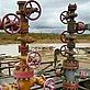 Land drilling rigs, Sakhalin oilfield © WWF-Canon / Vladimir FILONOV