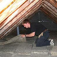 Installing sheepwool insulation