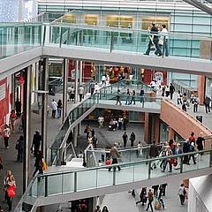 Shopping centre © Steve Morgan / WWF-UK Shopping centre