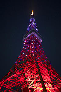 Tokyo Tower with lights on Earth Hour 2010